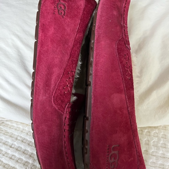 Ugg moccasin slippers - Picture 7 of 11